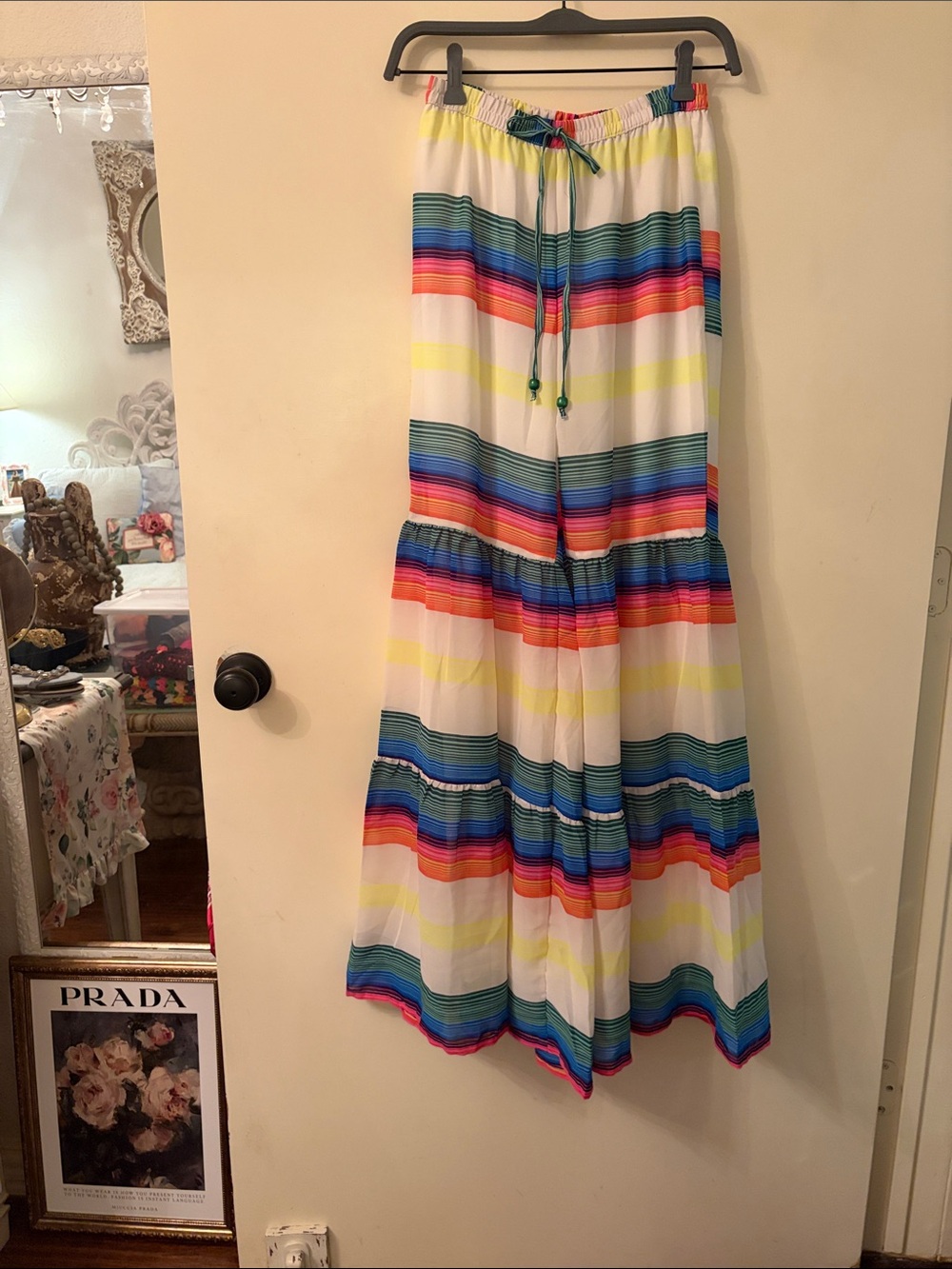 18 centimeters Wide-Leg Tiered bell pant in Multicolor Stripe
